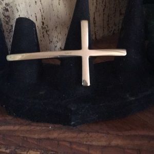 Size 6 Goldtoned Cross Ring